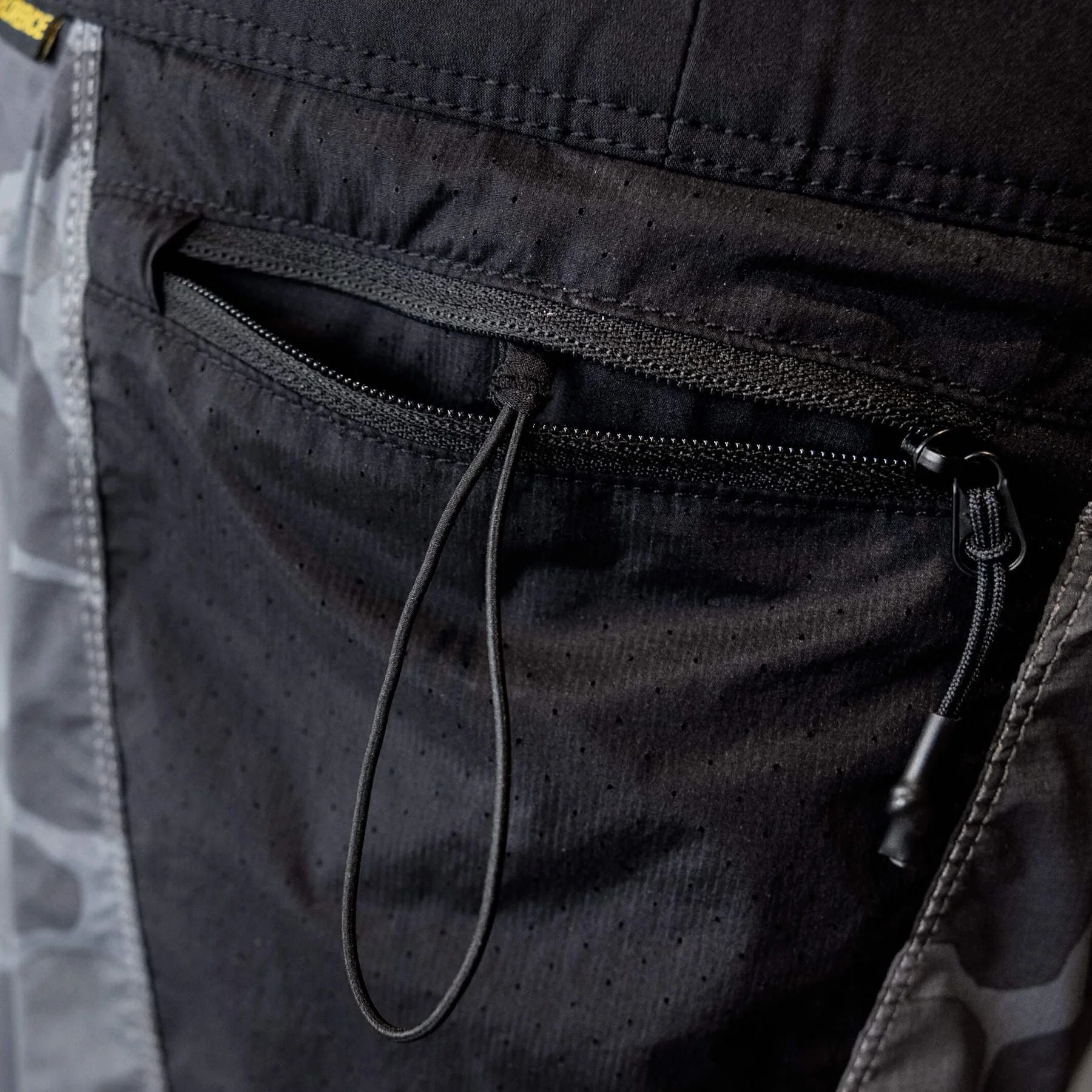 Florence Marine X Airtex 2-In-1 Lined Boardshort - Black Camo