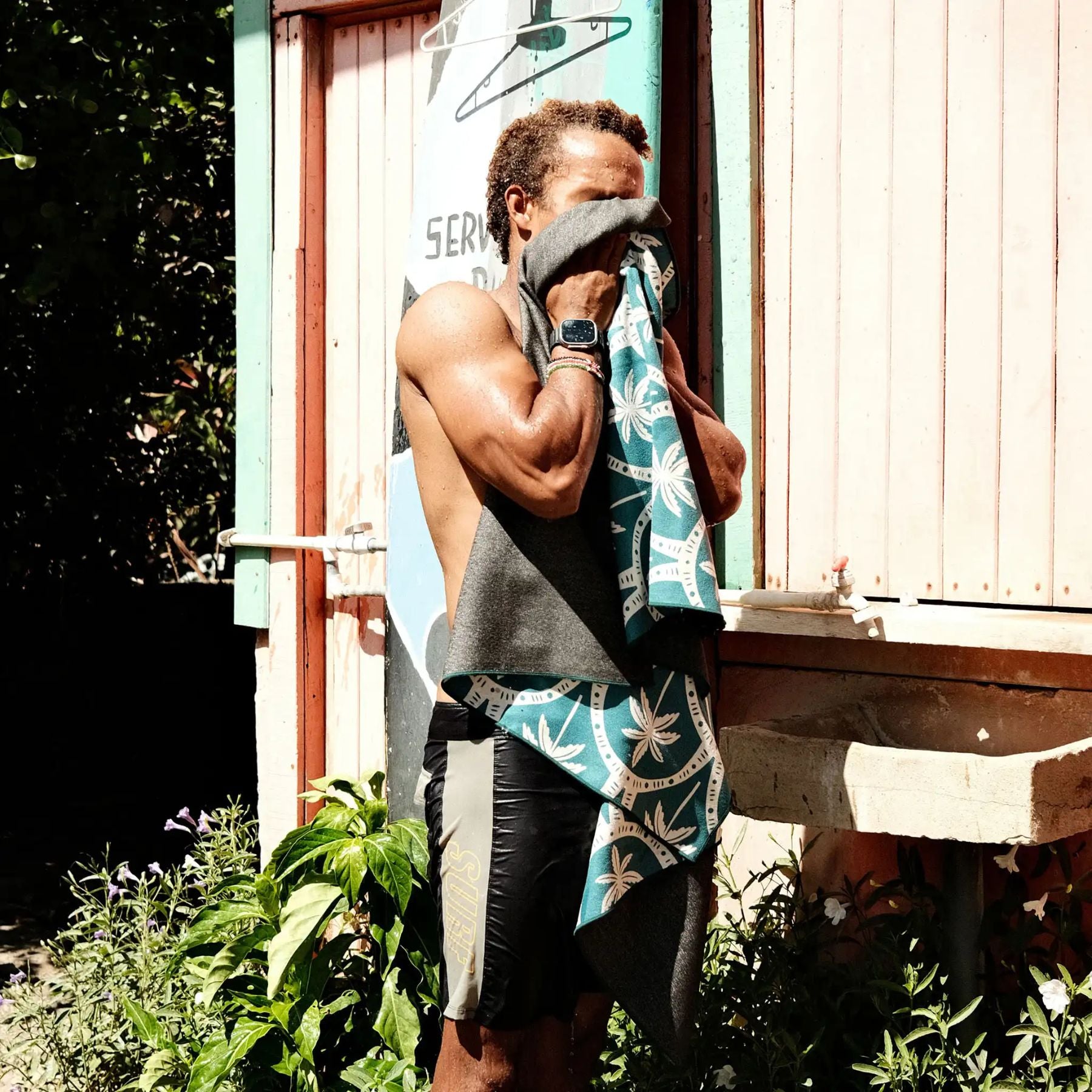 Nomadix Original Towel: Palms Resort - Teal