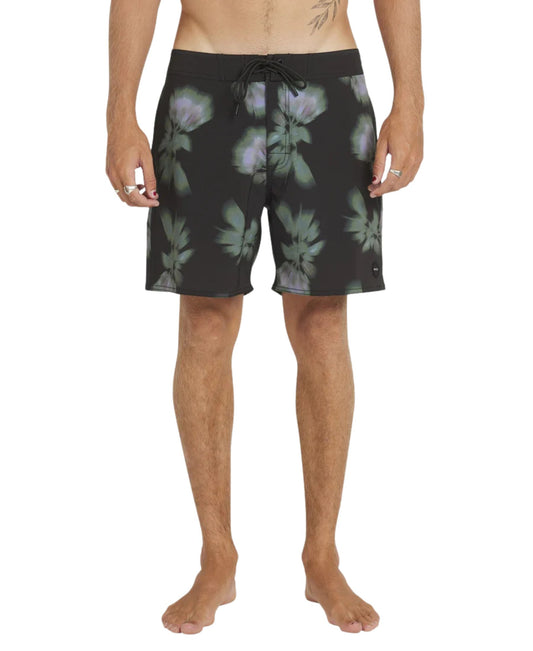 Rvca Men's Down Right Trunk - 17"