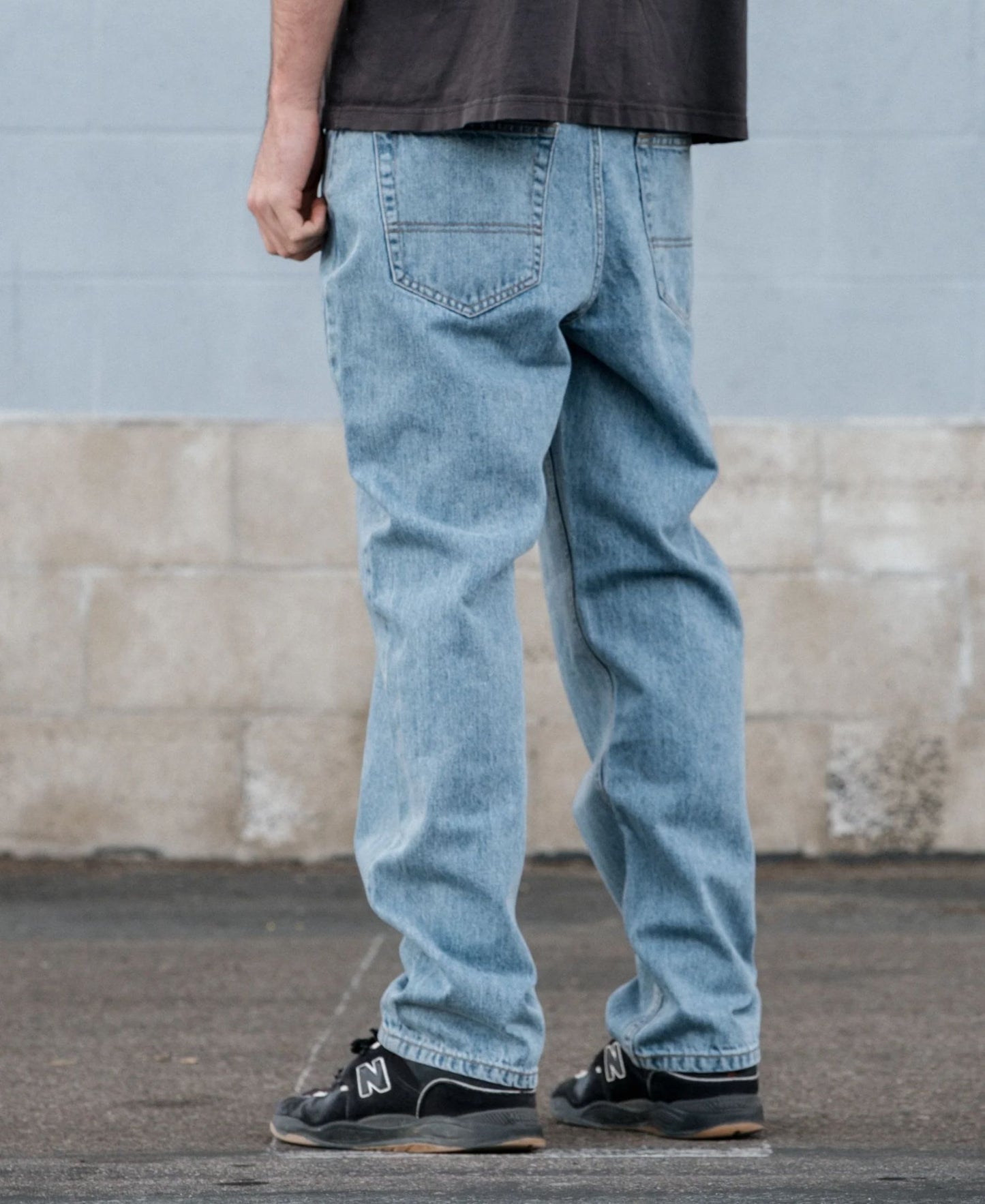 Vissla Let Loose 5 Pocket Jean - Seven Year Wash