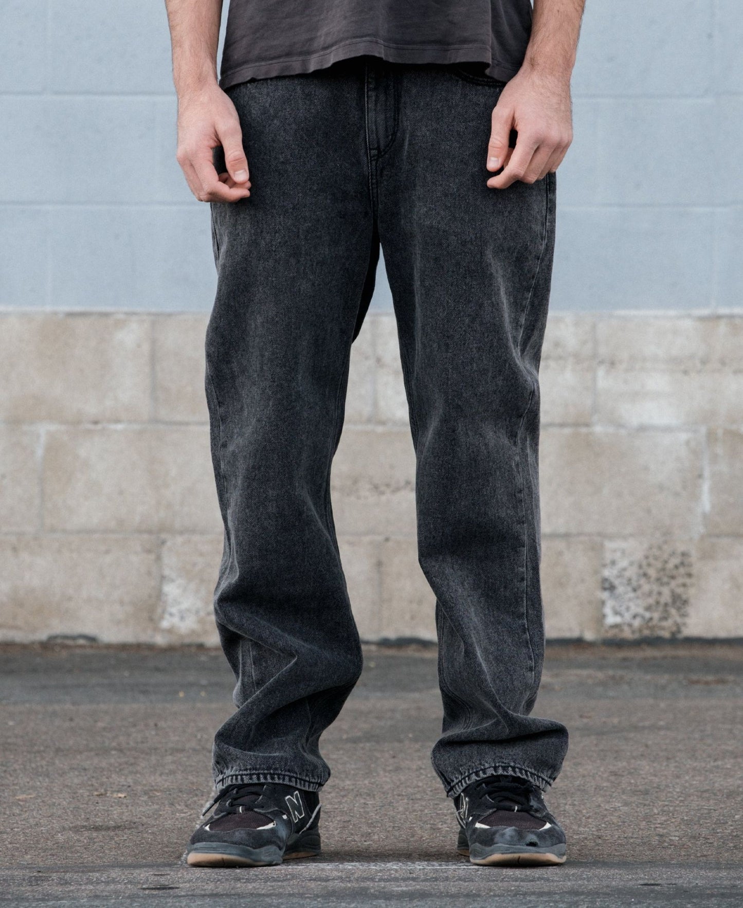 Vissla Let Loose 5 Pocket Jean - Washed Black