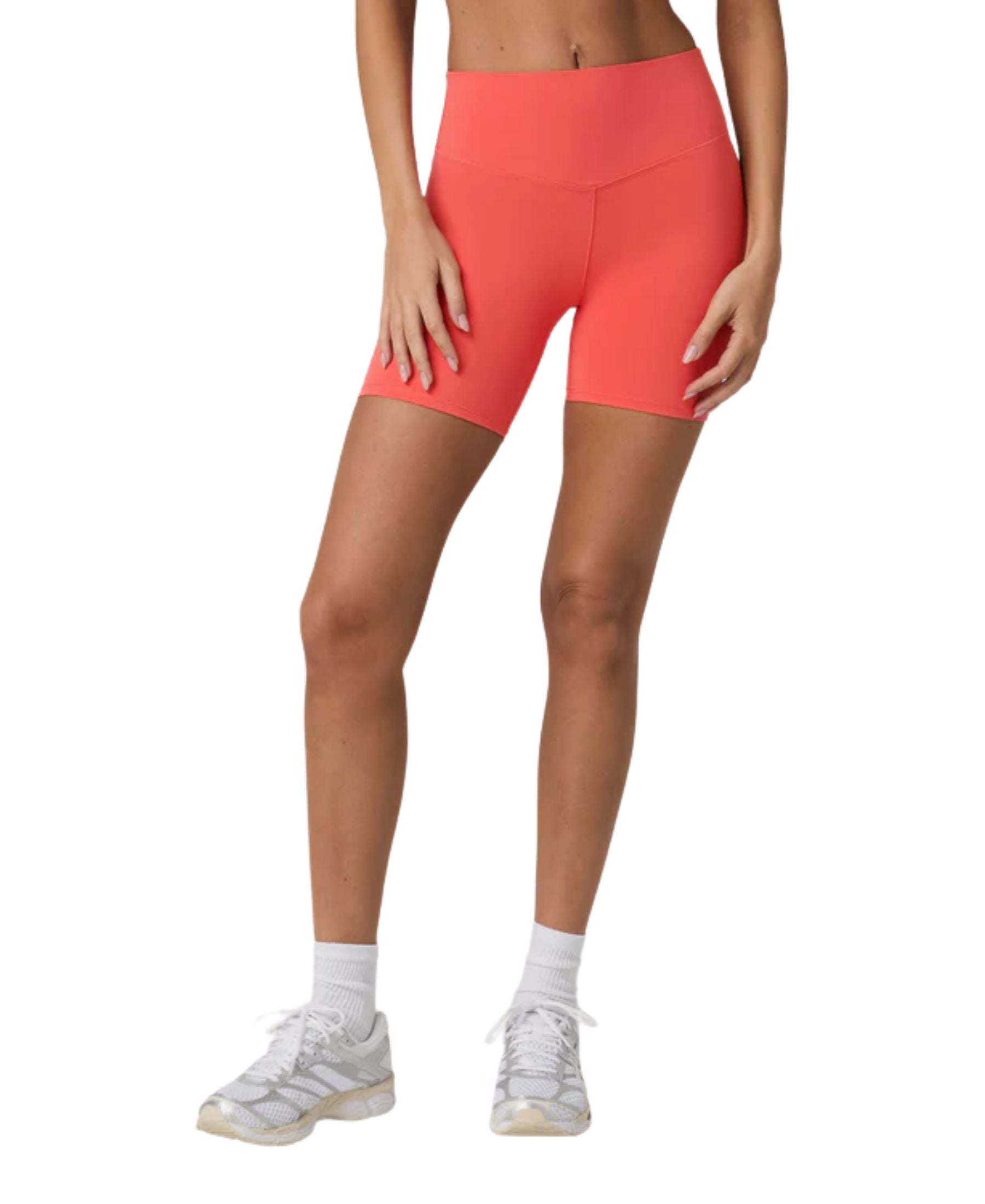 Vuori All The Form Short - Bright Coral