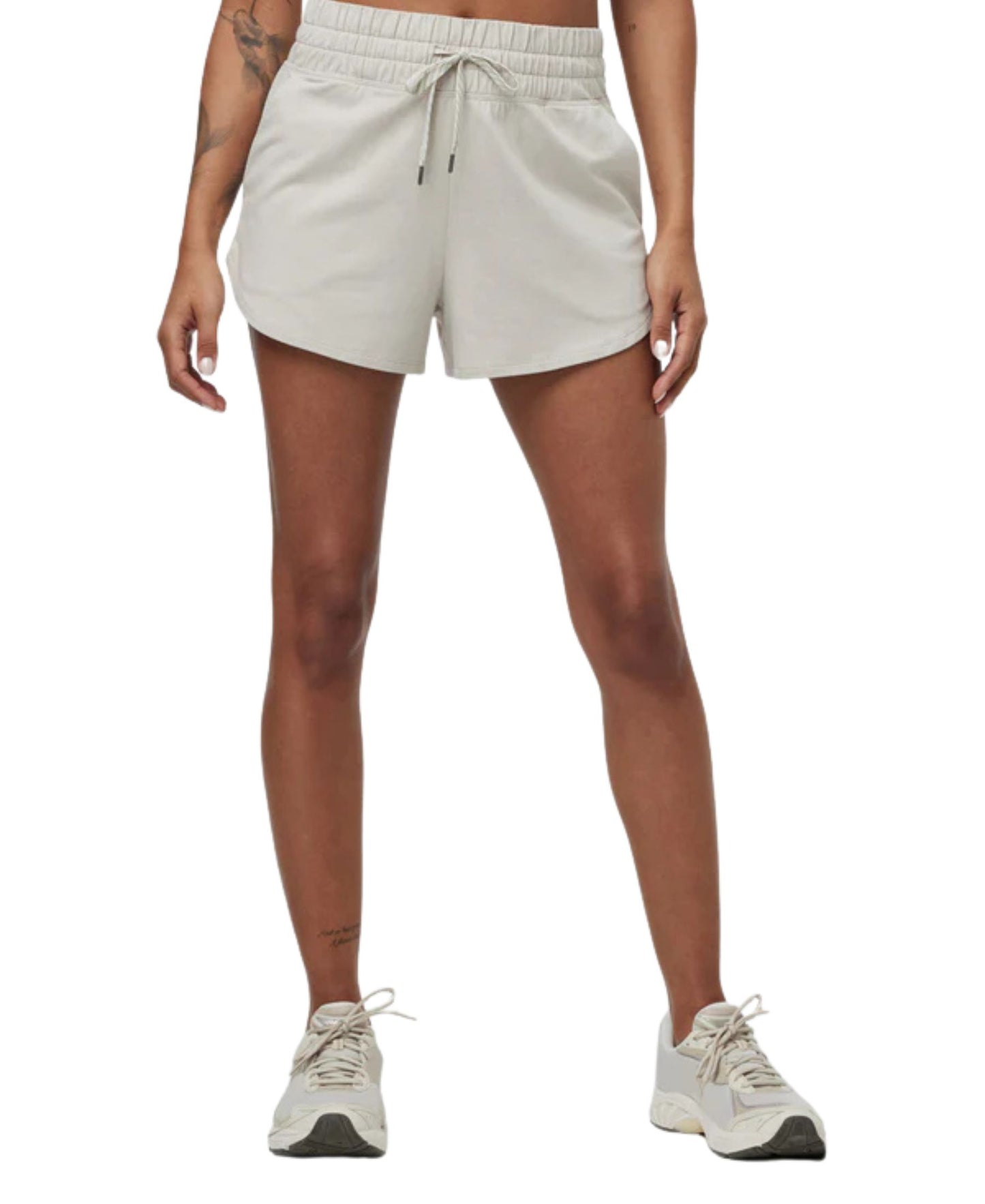 Vuori Halo Performance Short 2.0 - Ecru Heather