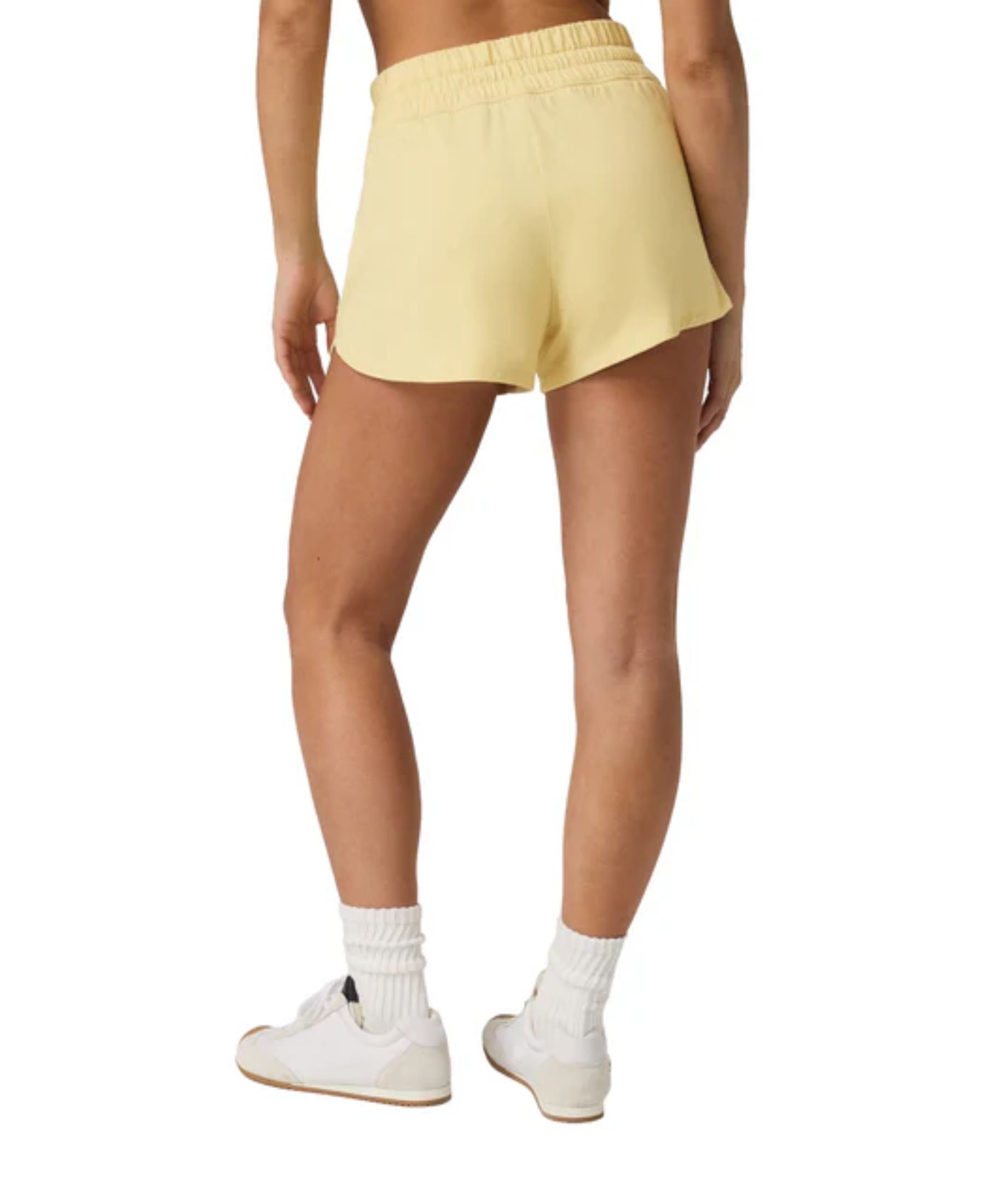 Vuori Halo Performance Short 2.0 - Lemon Snap Heather