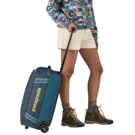 Patagonia Black Hole Wheeled 40L | Hobie Surf Shop
